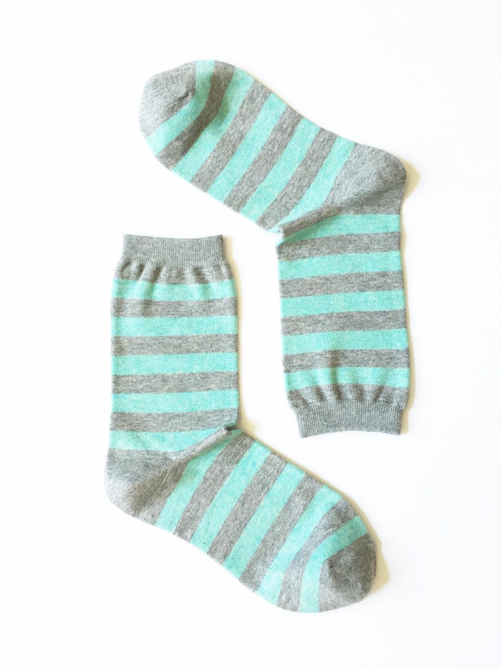 ZEBRA STRIPES TURQUOISE CREW SOCKS